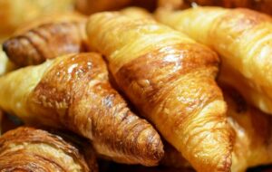 Skaffa jobb i bageri med konditori, bakverk bröd bakelser